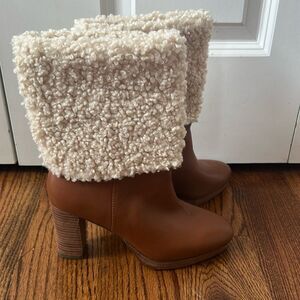 Charles David Nella Leather Boots with Faux Sherling Cuff size 6 New without Box